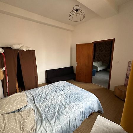 Appartement Refait A Neuf + Parking Gratuit Perpignan Exterior foto
