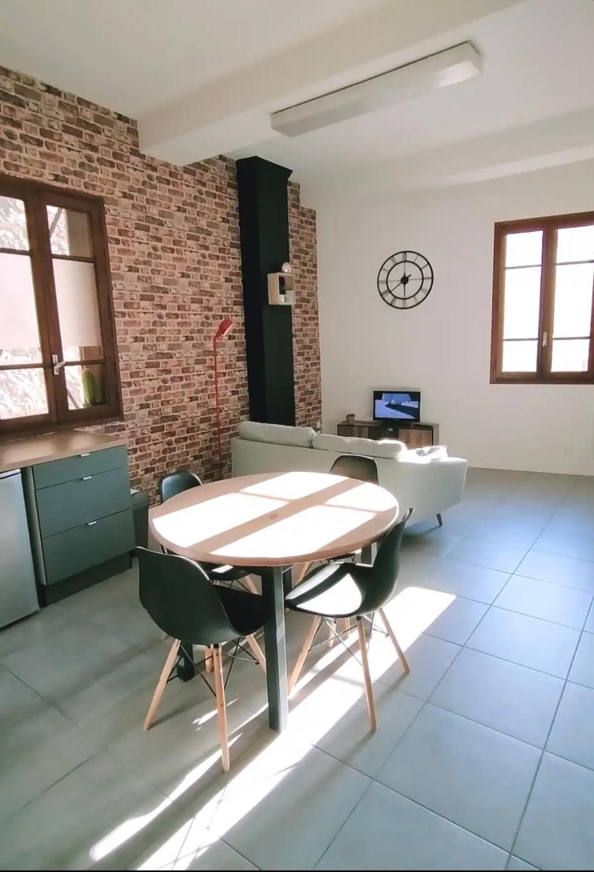 Appartement Refait A Neuf + Parking Gratuit Perpignan Exterior foto